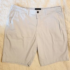 American Eagle Next Level Flex MENS shorts sz 38